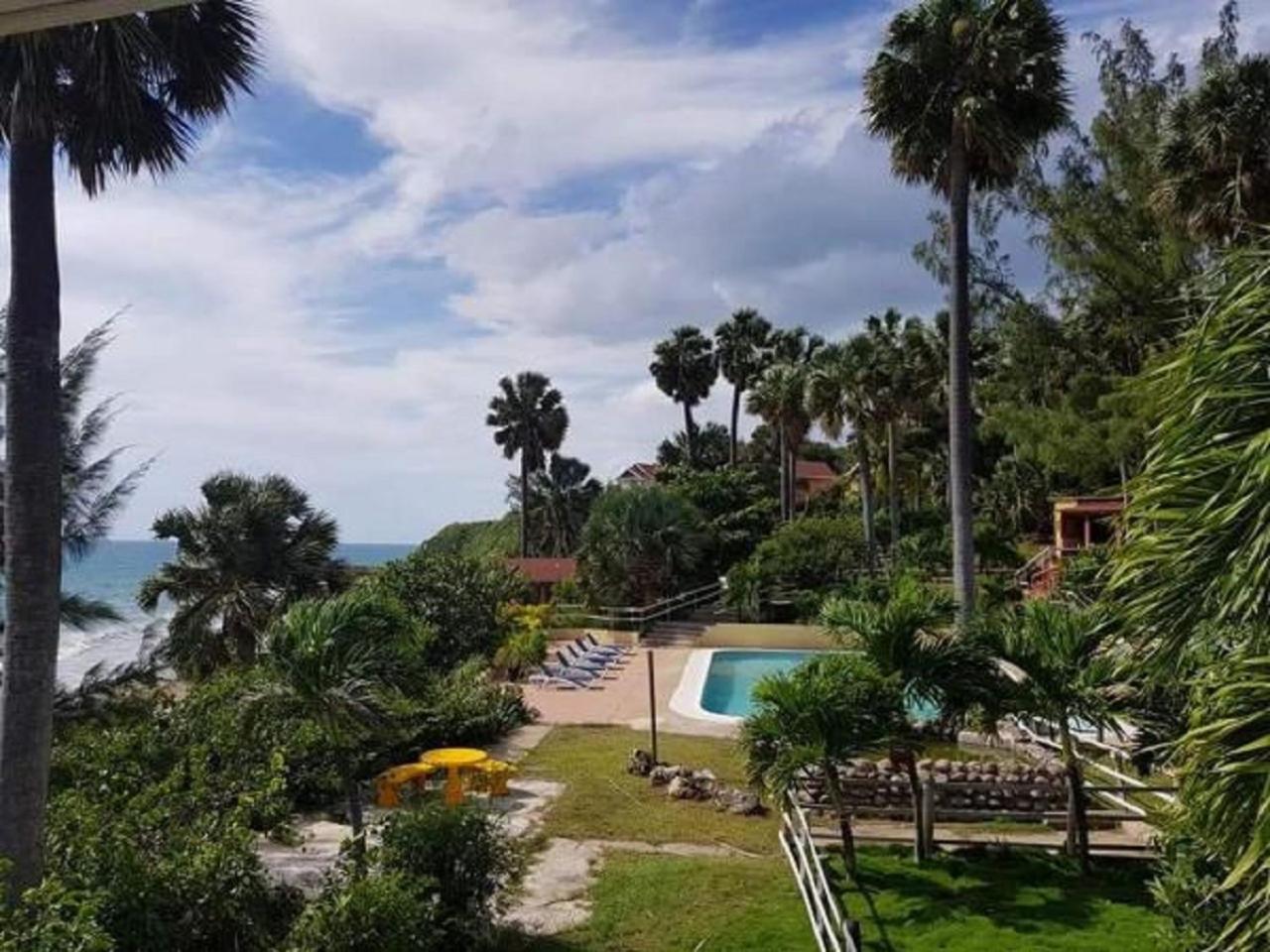 Treasure Beach Hotel Екстер'єр фото
