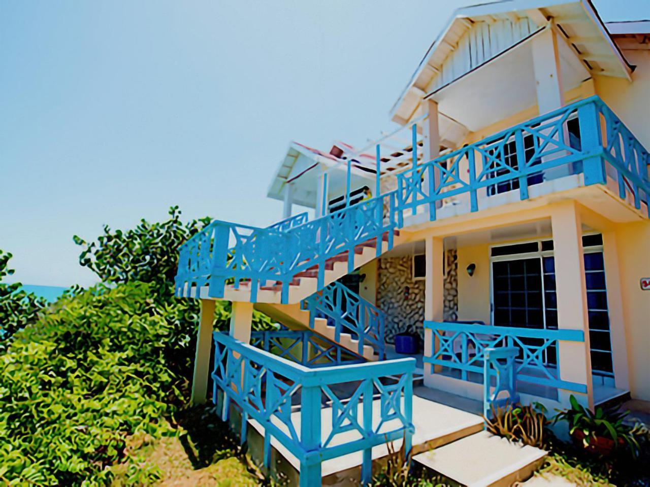 Treasure Beach Hotel Екстер'єр фото